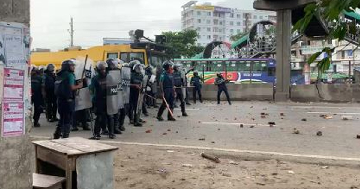 রাজধানীর বিভিন্ন পয়েন্টে পুলিশ-বিএনপির সংঘর্ষ