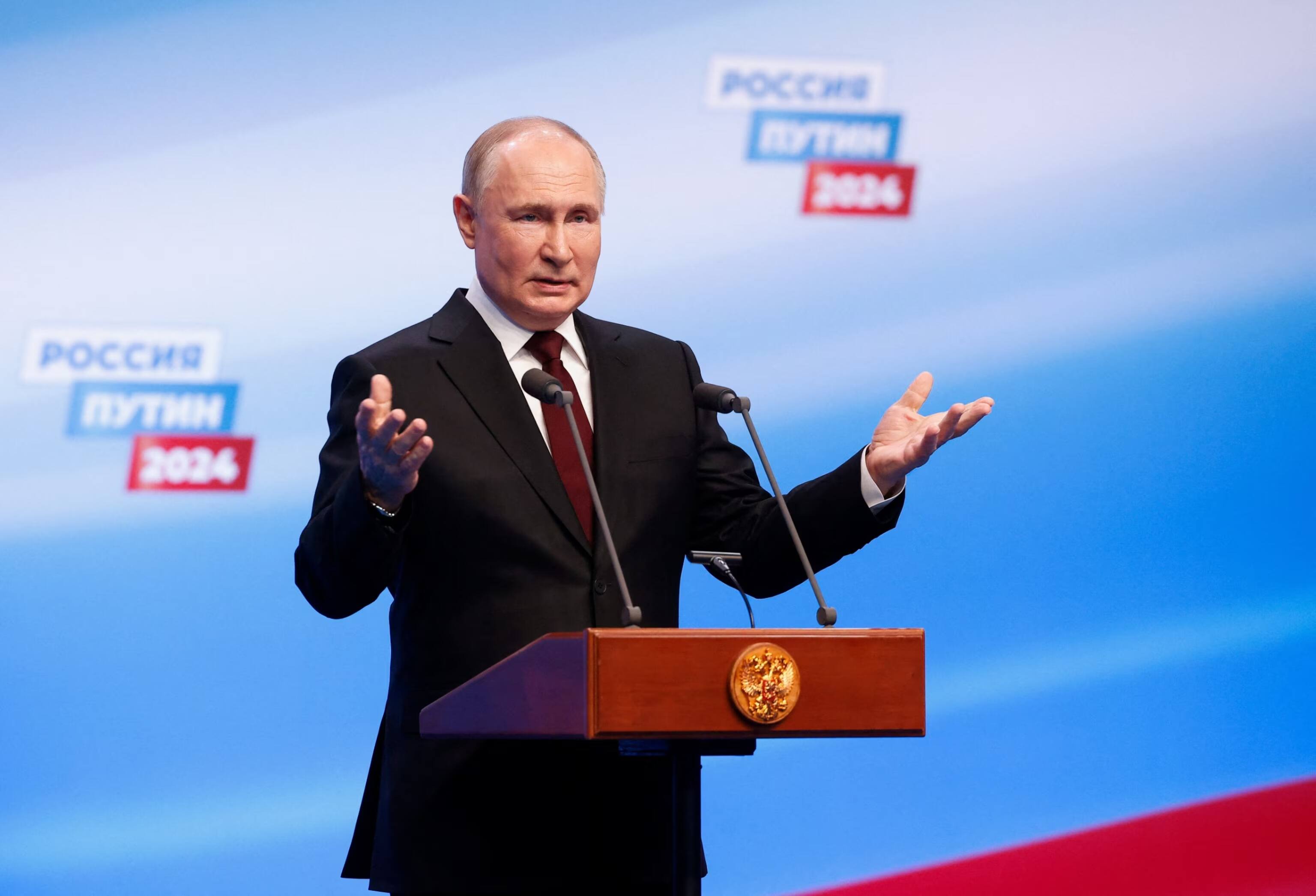 Putin wins Russia election in landslide with no serious competition