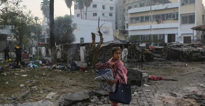 Shock and disarray at Gaza hospital bomb site