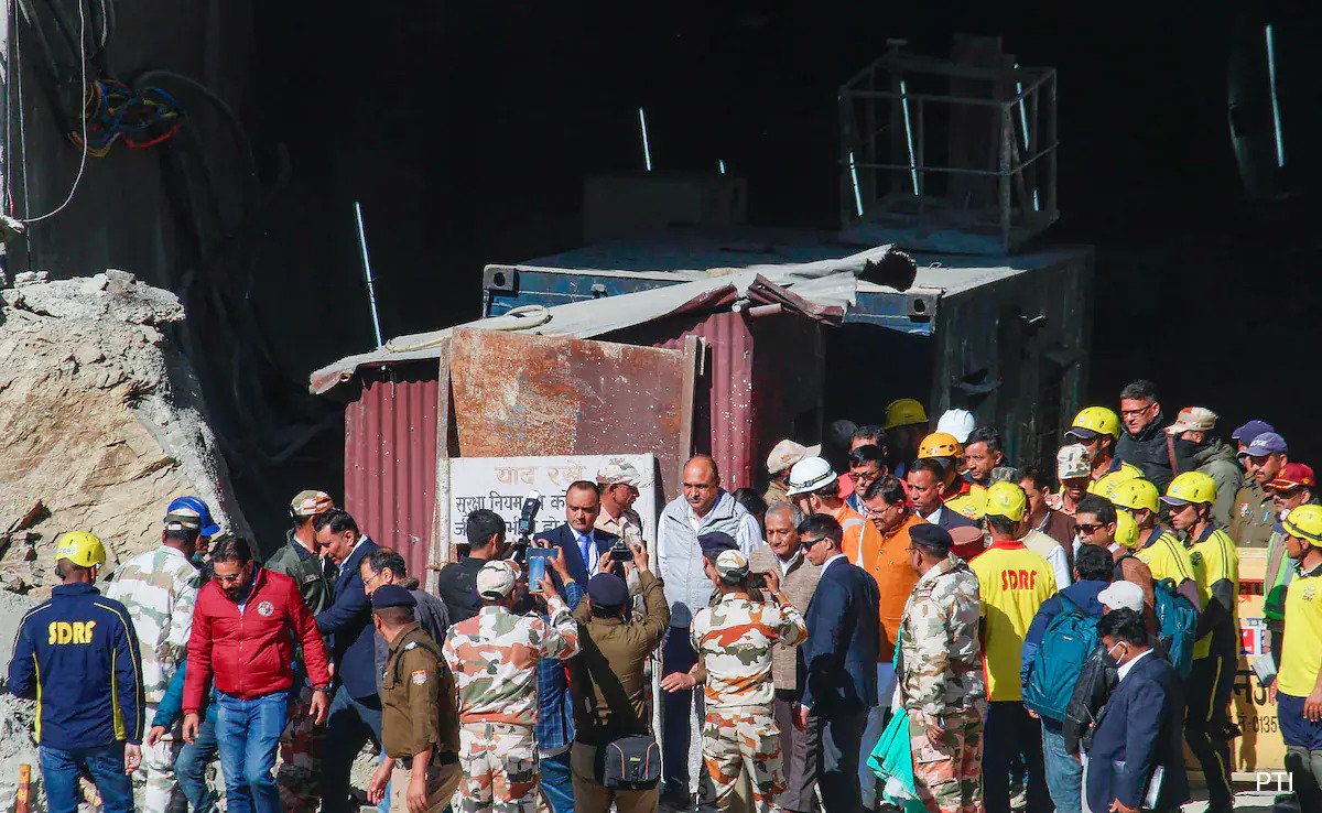 Uttarakhand tunnel rescue delayed after late-night snag halts drilling