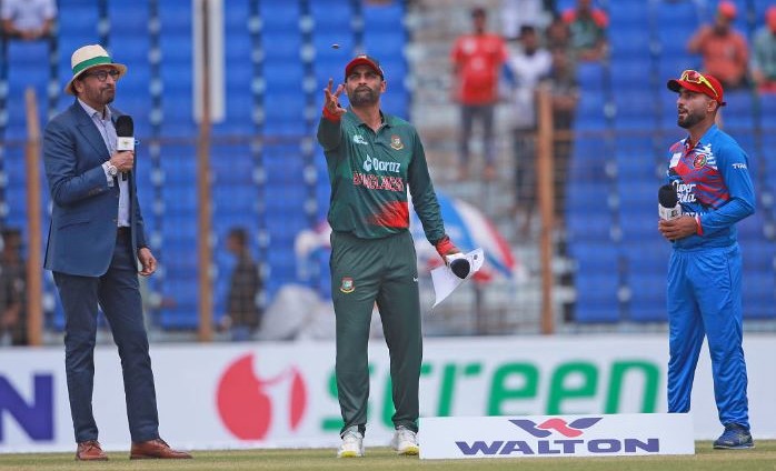 Loosing toss, Tigers start batting against Afghans