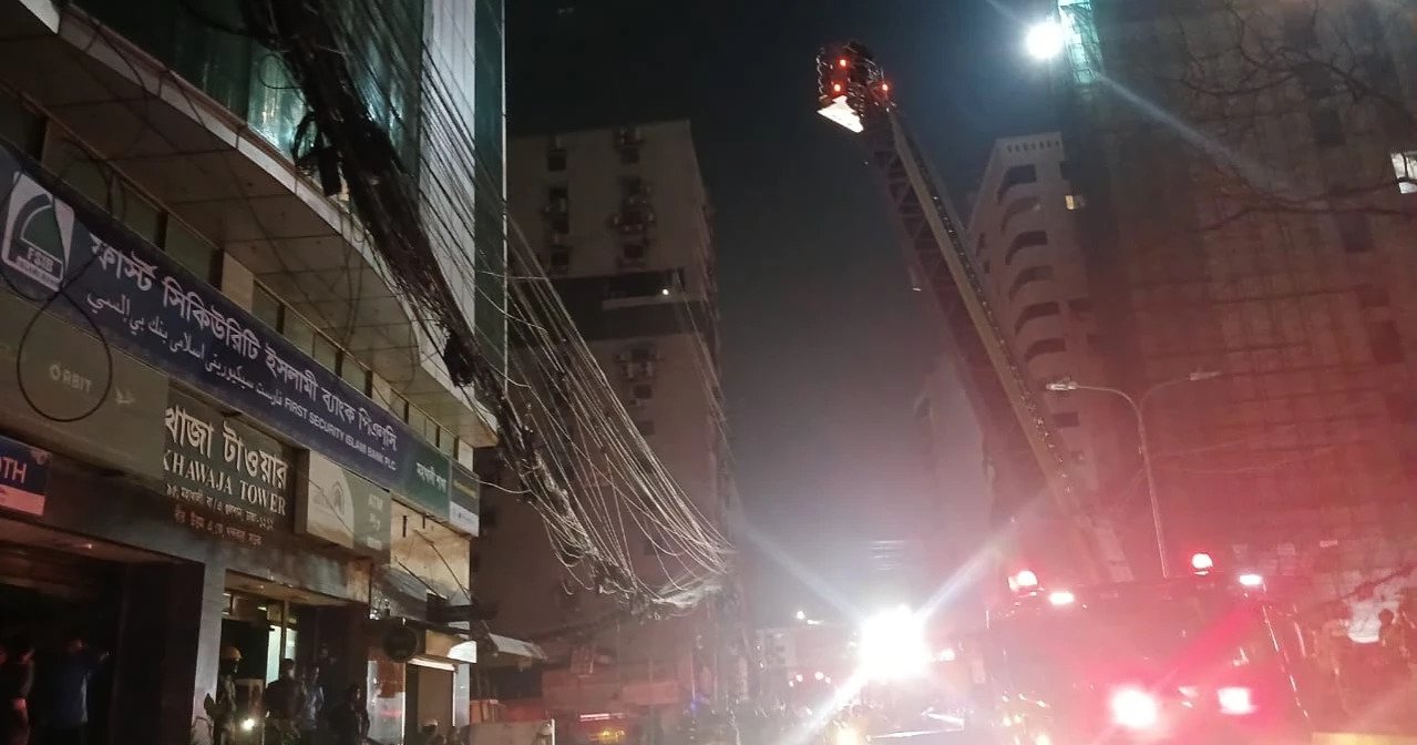 Mohakhali‍‍`s Khawaja Tower fire leaves woman dead