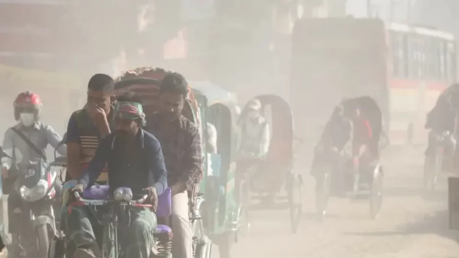 Dhaka air unhealthy on Friday morning