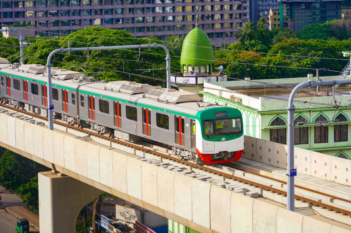 Metro rail to run day-night on Uttara-Motijheel route from today