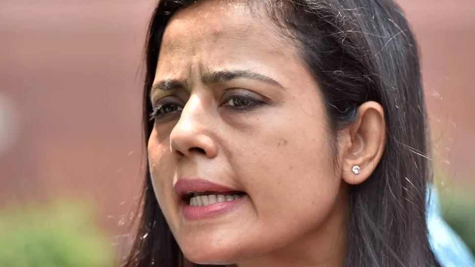 Mahua Moitra: India parliament expels firebrand MP in bribery row