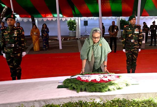 PM pays tributes to Bangabandhu in Tungipara