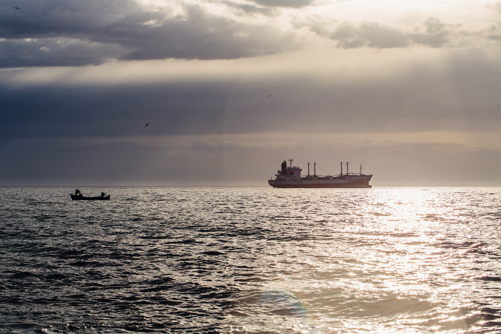 Missile attack by Houthi rebels damages a ship in the Red Sea