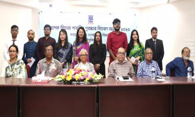 10 students receive Sitara Parveen Award for academic excellence in DU’s journalism department