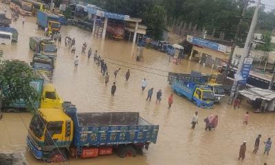 Flooding keeps Chattogram-Cox‍‍`s Bazar road link closed