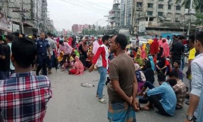 Gazipur RMG workers block highway over unpaid salaries