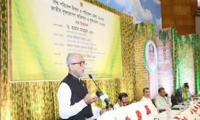 Polythene producers will face serious consequences: Environment Minister