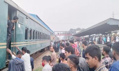Sagarika Express Train bogie derails in Feni