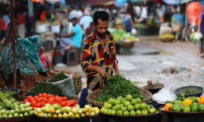 বাজেট ২০২৪-২৫: খাবার কিনতে খরচ আরও বাড়বে