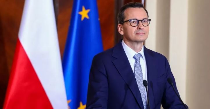 Poland to stop supplying weapons to Ukraine over grain row