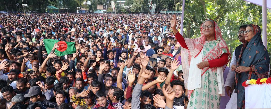 সকালের দিকে ভোট দিতে কেন্দ্রে যাওয়ার আহ্বান প্রধানমন্ত্রীর