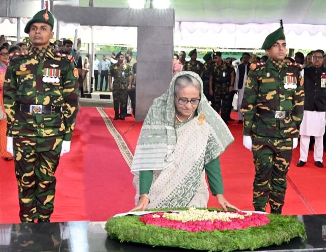 Sheikh Hasina pays tribute to Bangabandhu on AL diamond jubilee