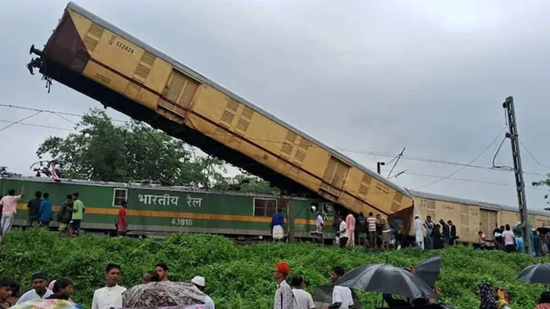 ভারতে দুই ট্রেনের সংঘর্ষে নিহত পাঁচ, আহত ২৫