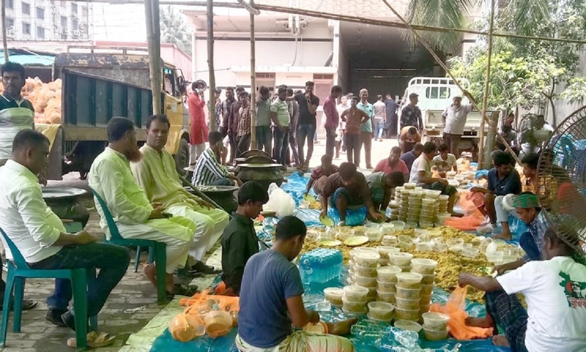 ২০ মণ খিচুড়ি ও ১৫ হাজার কর্মী নিয়ে ঢাকার পথে বহিস্কৃত জাহাঙ্গীর