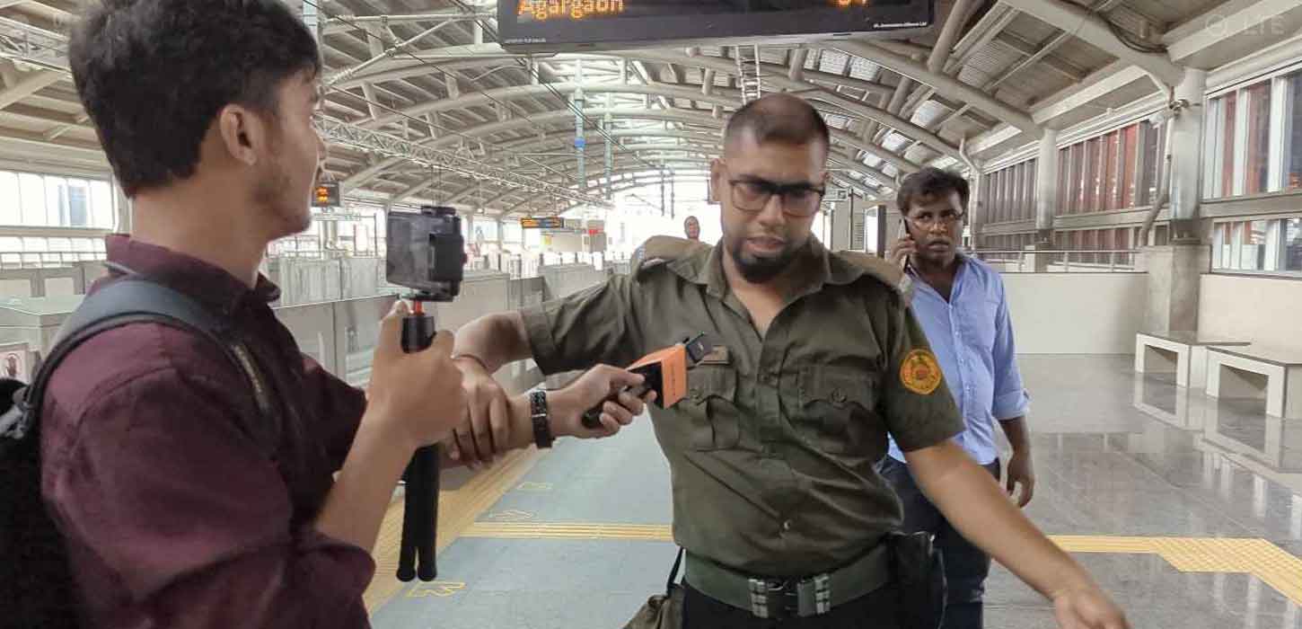 Journos assaulted by Ansar member while attending Metrorail news