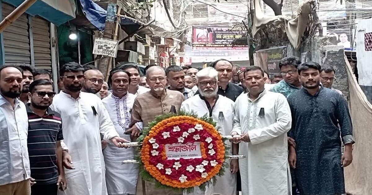 নিমতলী ট্র্যাজেডির ১৩ বছর; স্মৃতিস্তম্ভে শ্রদ্ধা নিবেদন