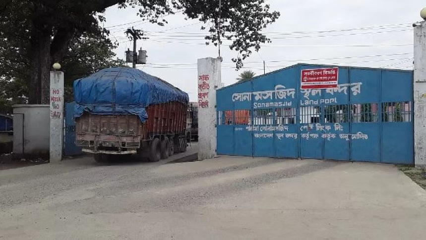 Trade through Sonamasjid land port resumes after 6 days