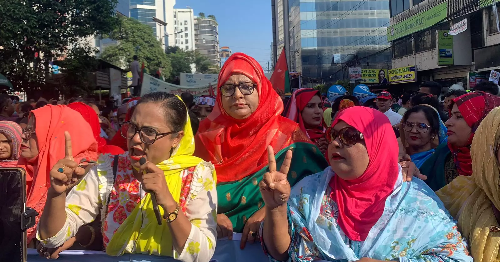 ঢাকায় বড় ধরনের শোডাউন করতে প্রস্তুত বিএনপি