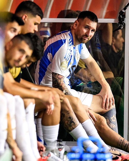 Messi suffers leg injury in Copa final