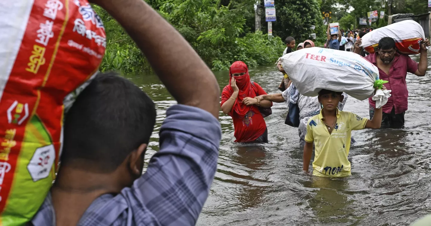 Prices of dry food, candles, and drinking water surge in flood-hit areas