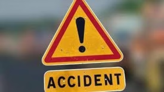 5 die in Dinajpur road crash