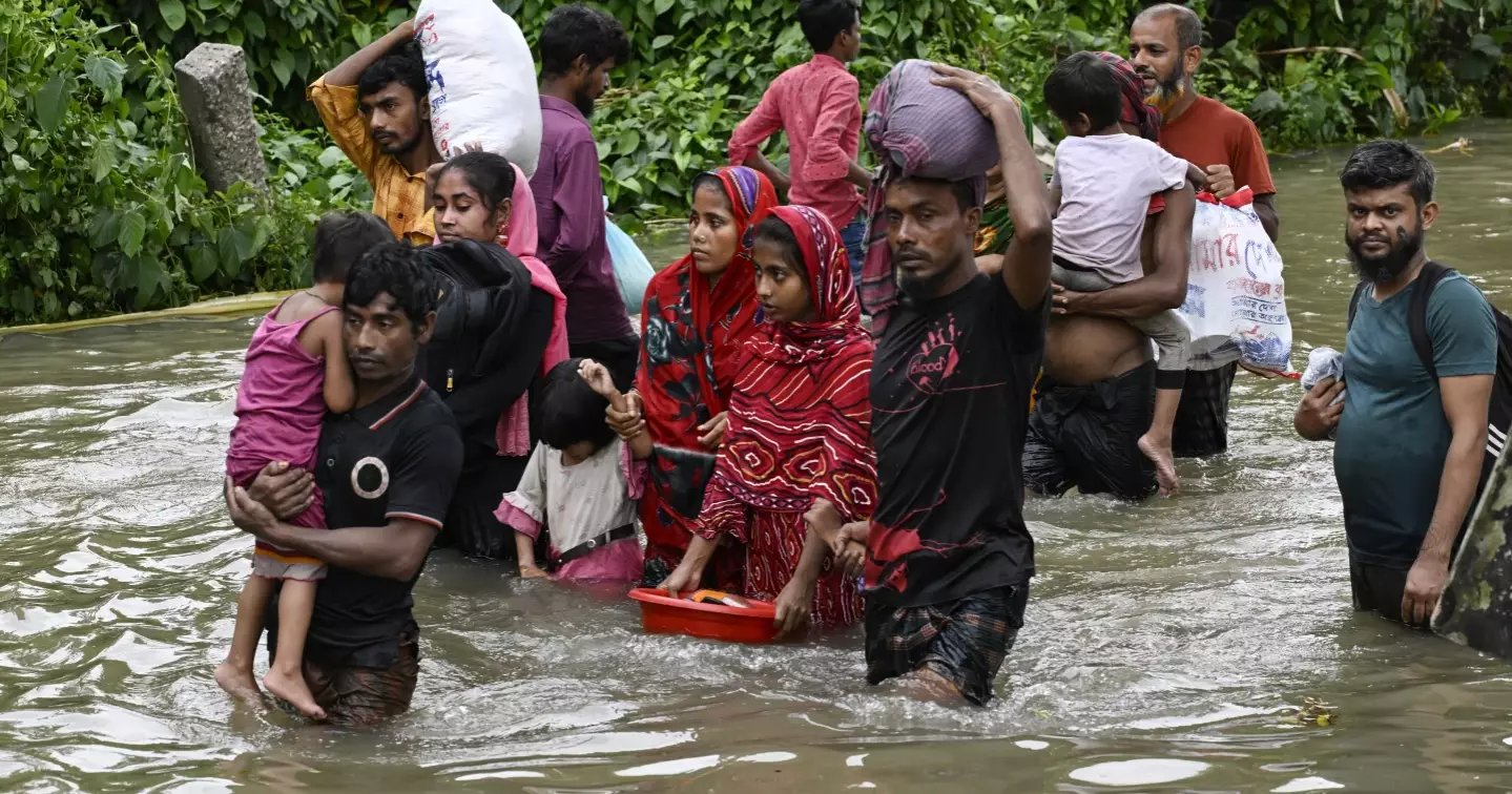 Death toll from floods rises to 23; over 12 lakh families still stranded