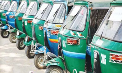 CNG-run autorickshaw drivers urge owners to accept Tk 900 as daily charge