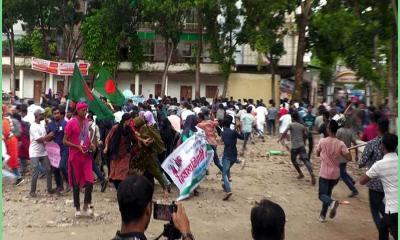 ঝিনাইদহে শিক্ষার্থীদের ওপর ছাত্রলীগের হামলা