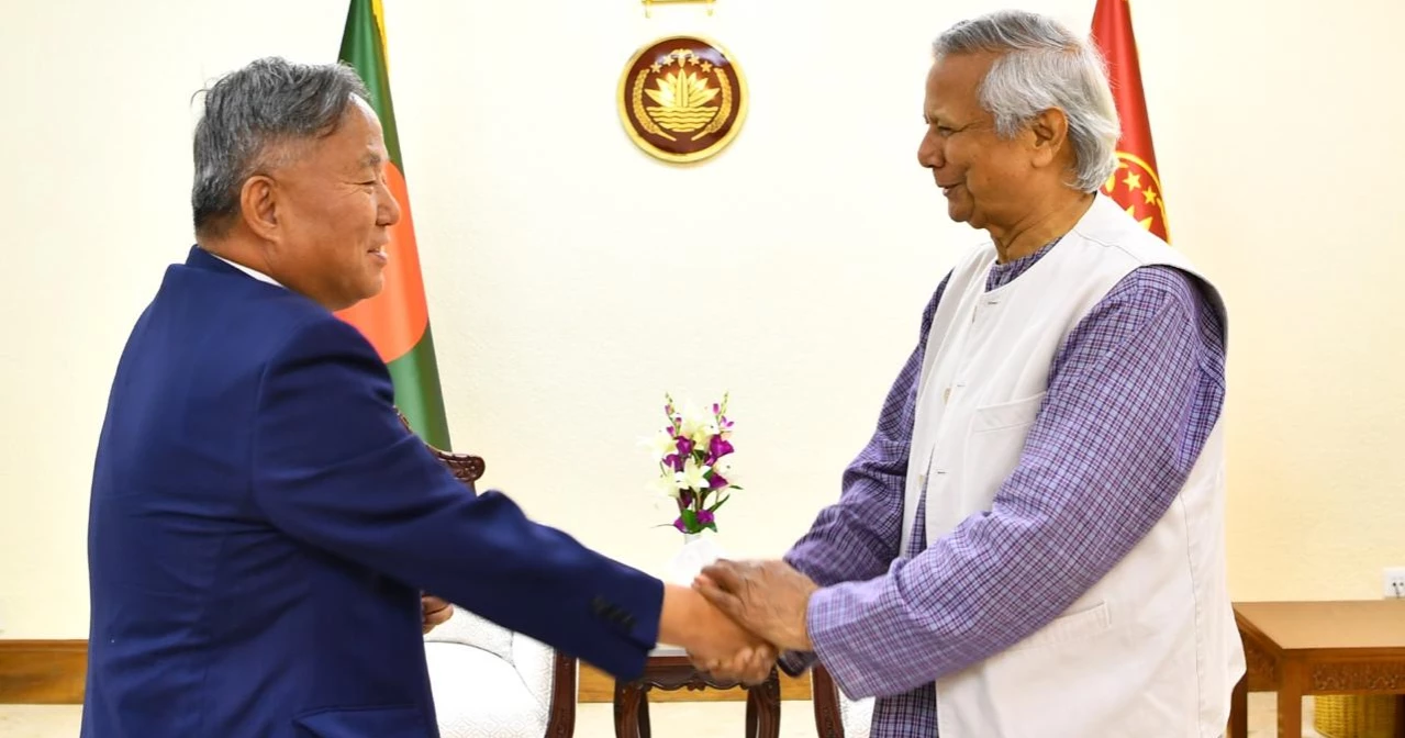 Invest more in Bangladesh, recruit more workers: Prof Yunus urges Korea