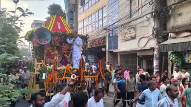 বগুড়ায় রথযাত্রা, বিদ্যুৎস্পৃষ্টে ৫ জনের মৃত্যু