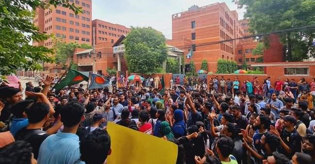 Now NSU, EWU students block ‘Progati Sarani’