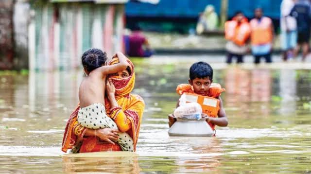 বন্যায় এখনও ঝুঁকিতে ২০ লাখ শিশু: ইউনিসেফ