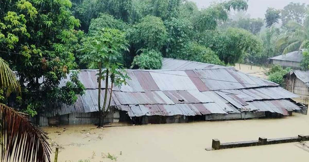 দেশের বিভিন্ন স্থানে জলাবদ্ধতায় জনদুর্ভোগ চরমে