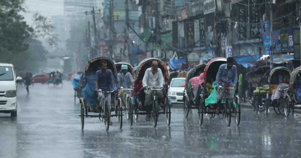 তিনদিনে মাঝারি ধরনের ভারী বৃষ্টির পূর্বাভাস