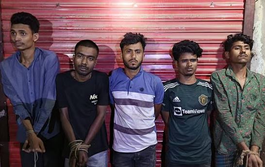 ‘Shootout‍‍` with the joint forces in Mohammadpur: 5 arrested, 2 cases