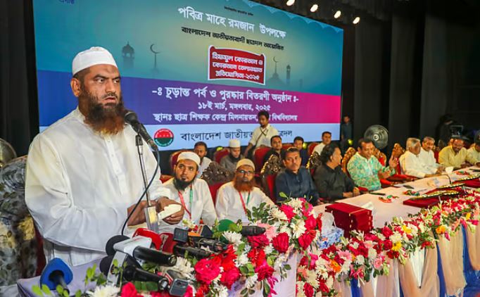 BNP fulfills the role of Abu Talib, while Awami League represents Abu Jahl: Mamunul Haque