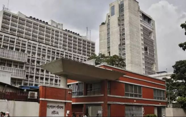 Interim govt plans large-scale promotion drive to boost bureaucracy