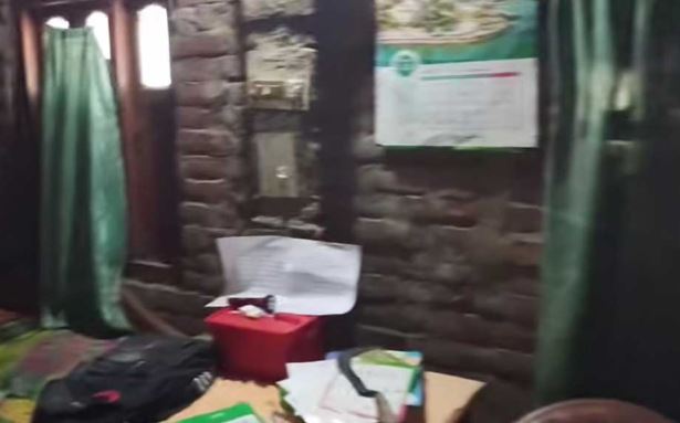 A couple and their two children found dead in Rajshahi house