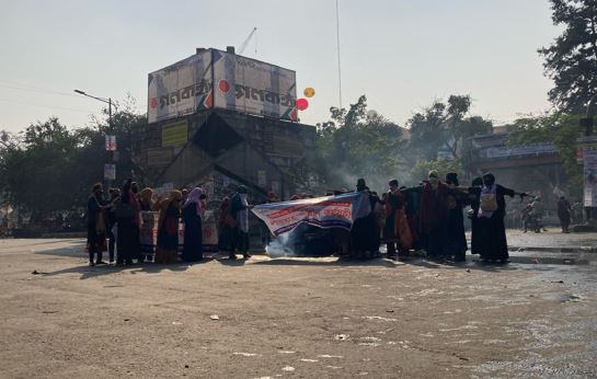 Four injured after Police baton charge in Shahbagh