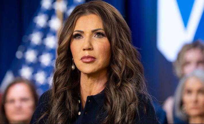 Kristi Noem: US Homeland Security’s top officer’s purse stolen with $3000 cash, blank cheques