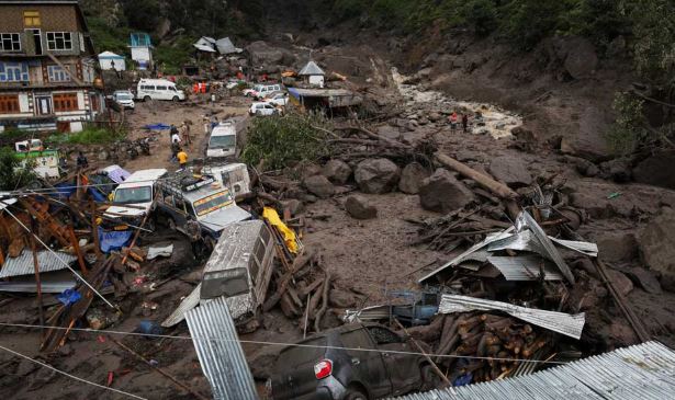 Floods and landslides in Indian Kashmir kill 60, over 200 missing