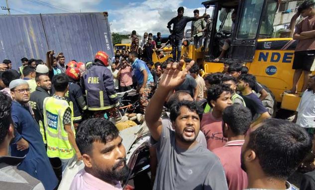 Four of a family killed as cement lorry crushes car in Cumilla