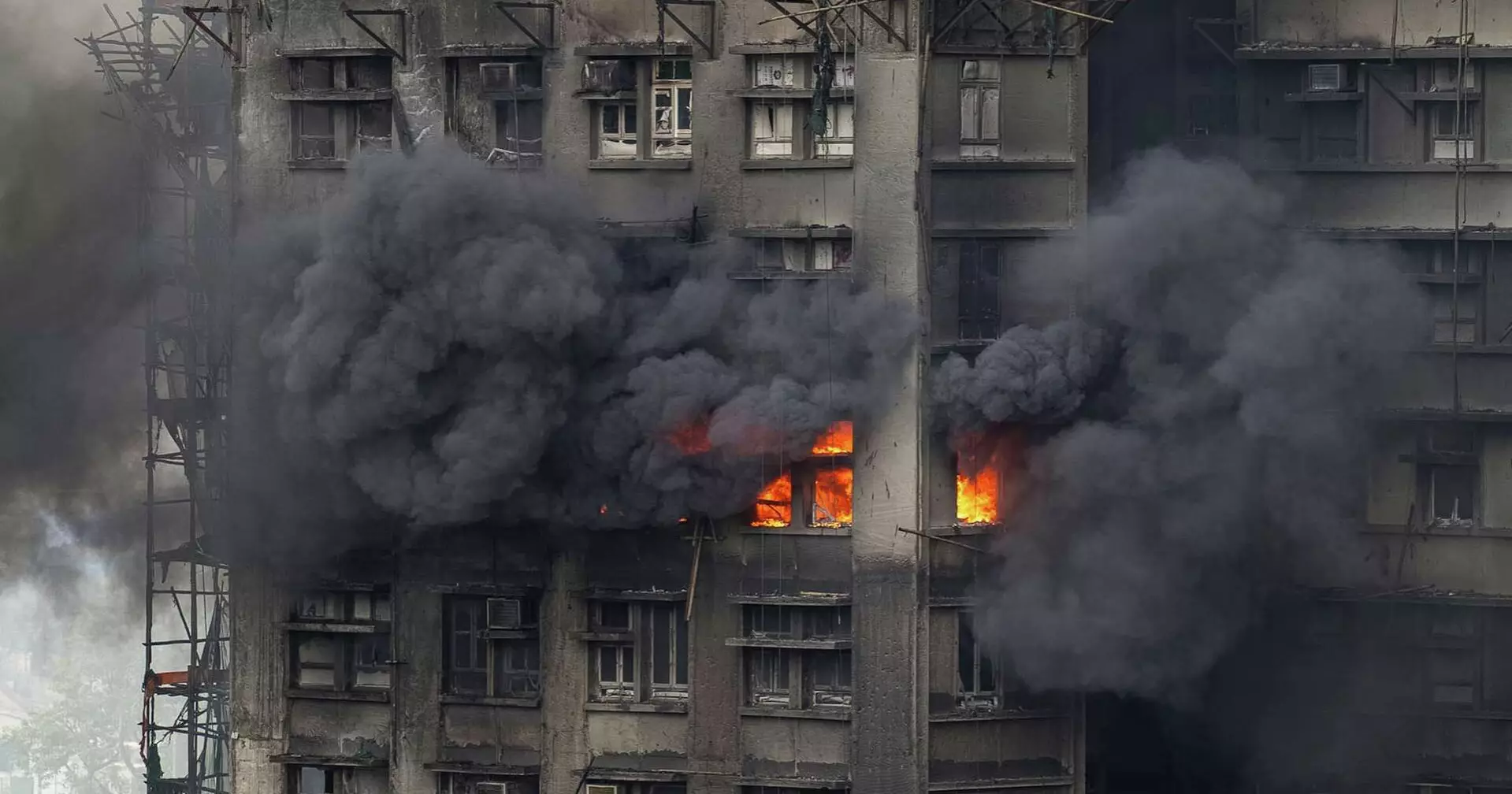 Death toll from Hong Kong tower fire stands at 44