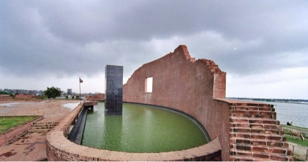 Dhaka University observes Martyred Intellectuals Day with due solemnity