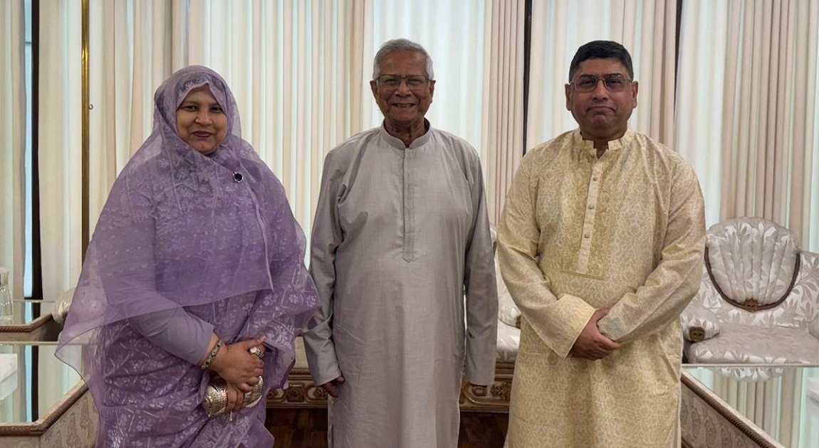Army  chief calls on Chief Advisor Dr Yunus