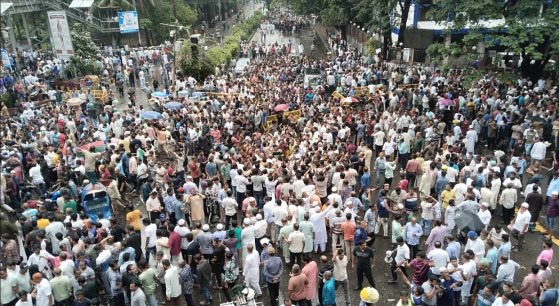 BNP activists celebrate HC ruling upholding Ishraque‍‍`s mayoral declaration